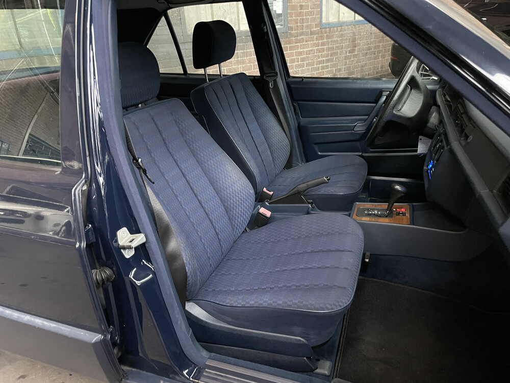 Mercedes-Benz E190 1.8 Basic U9 E-Klasse 1992, DJ-GV-87