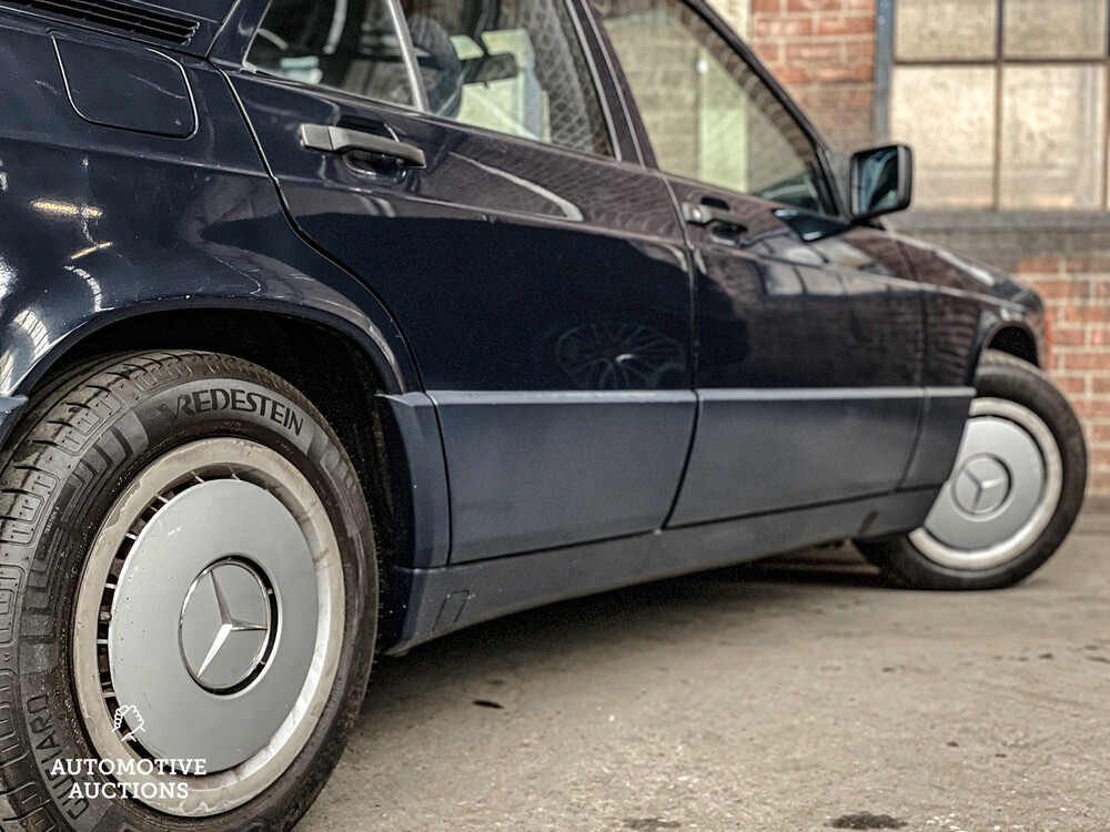 Mercedes-Benz E190 1.8 Basic U9 E-Klasse 1992, DJ-GV-87