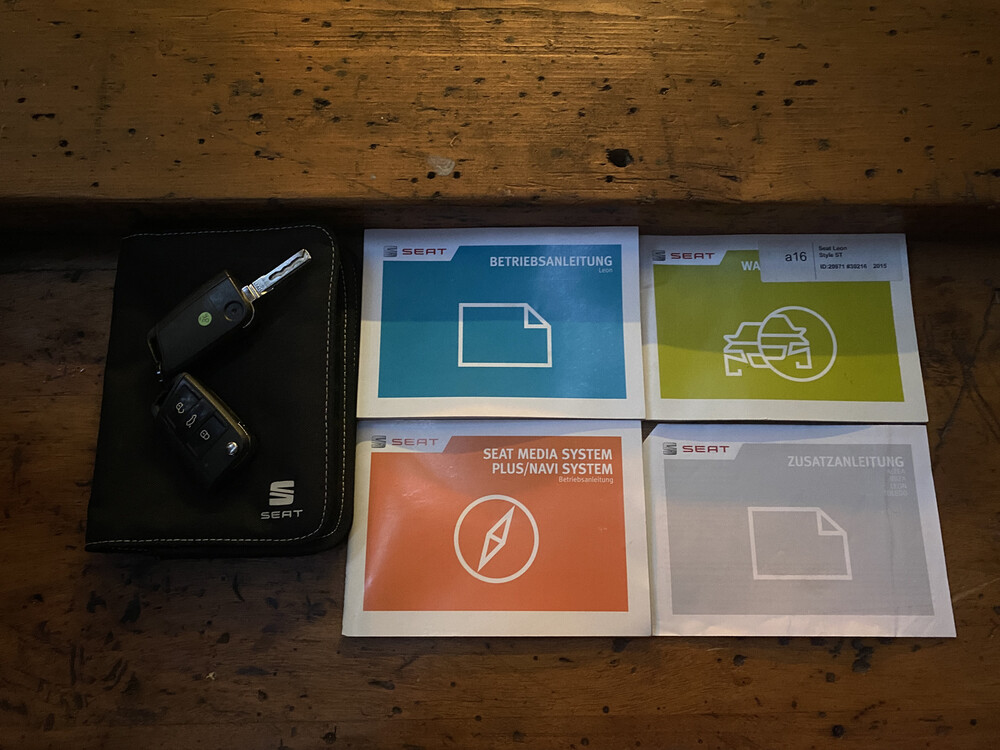 Seat Leon ST 1.6 Style Business 2015, TN-748-L