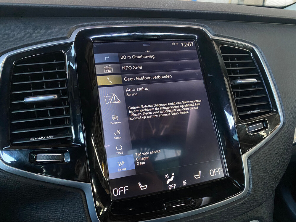 Volvo XC90 2.0 T8 Twin Engine AWD Momentum 320pk 2016 -Org. NL-, JK-06-N