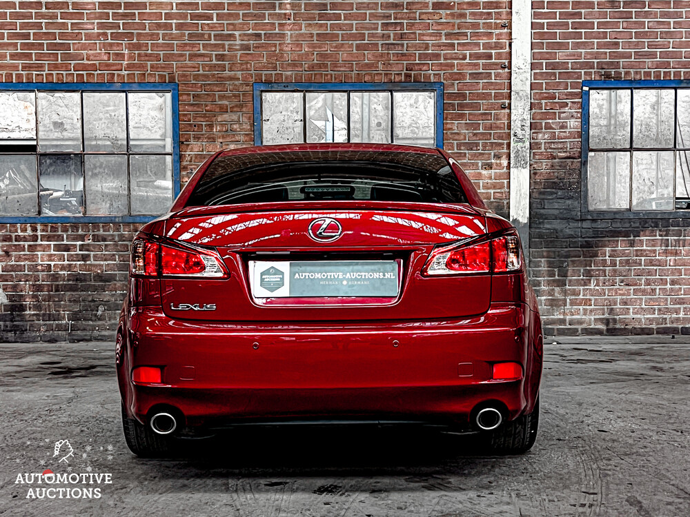 Lexus IS 250 F-Sport Line Sedan 208pk 2011, L-434-ZR