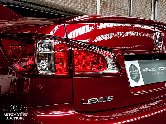 Lexus IS 250 F-Sport Line Sedan 208pk 2011, L-434-ZR
