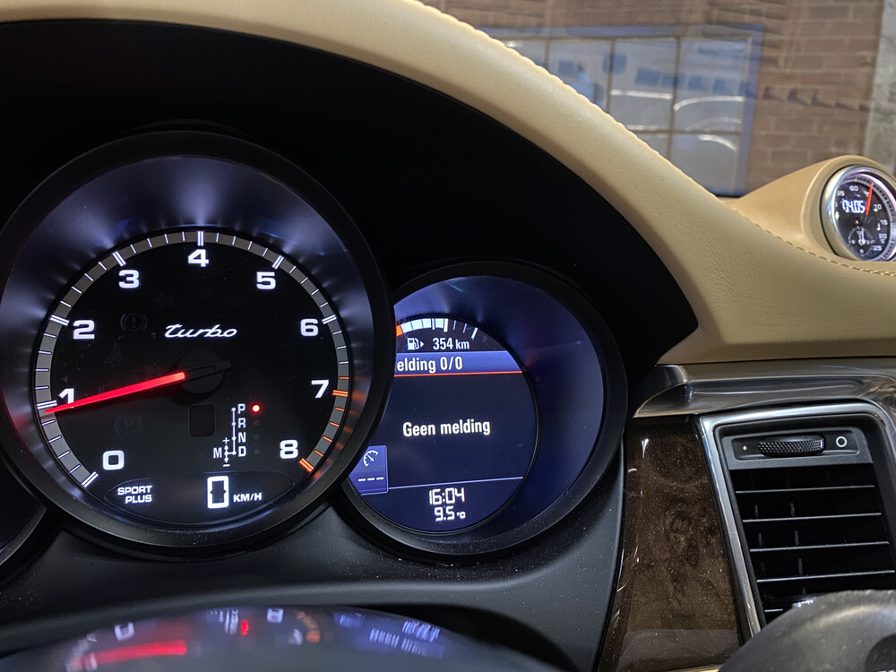 Porsche Macan Turbo 3.6 V6 400pk 2014 Sport-Chrono -Orig. NL-, 1-TTX-59