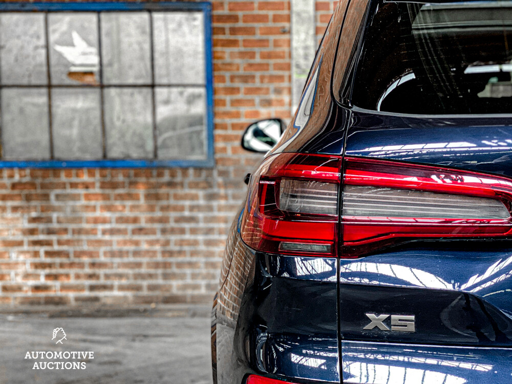 BMW X5 M50d M-Sport High Executive 400pk 2019, J-551-TR