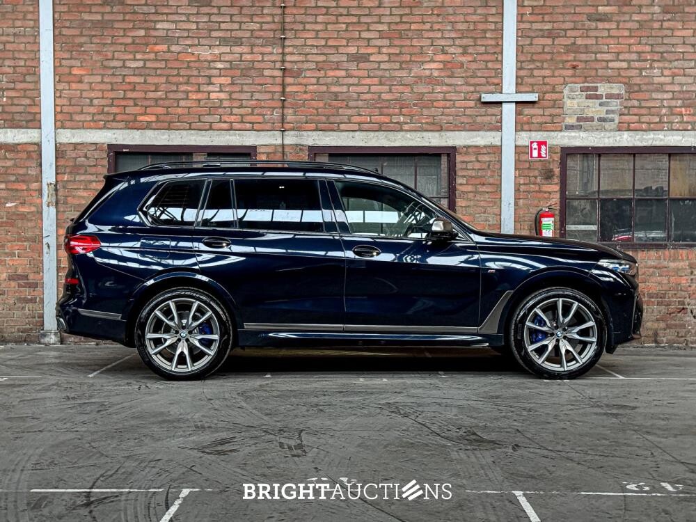 BMW X7 M50d High Executive M-Sport 400pk 2019, NL-Kenteken