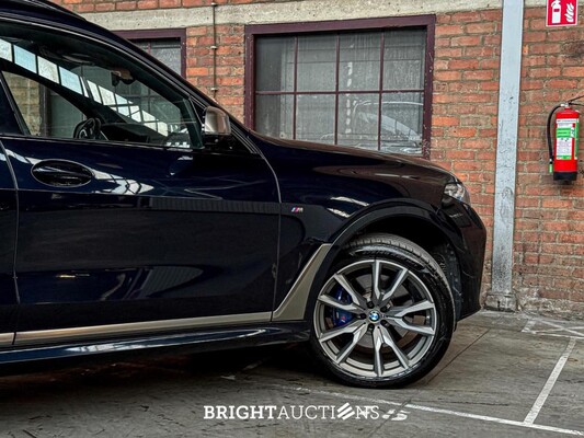 BMW X7 M50d High Executive M-Sport 400pk 2019, NL-Kenteken