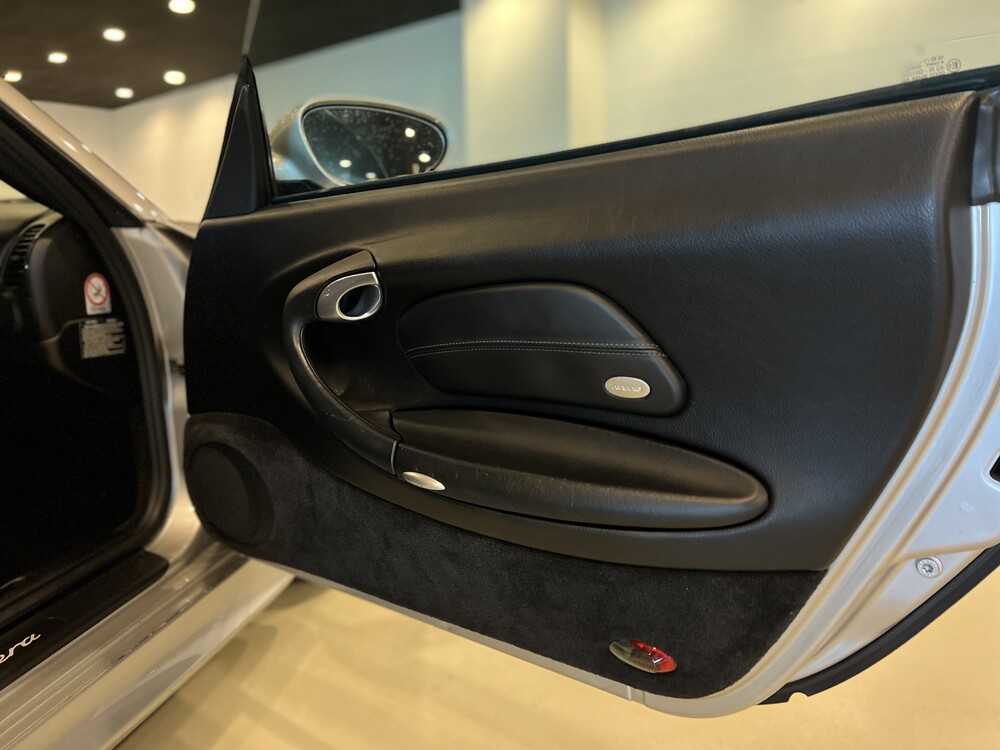 Porsche 911 3.6 Carrera 996 Coupé MK2 320pk 2002 GT3 -MANUAL- ORG-NL, 67-JB-GK