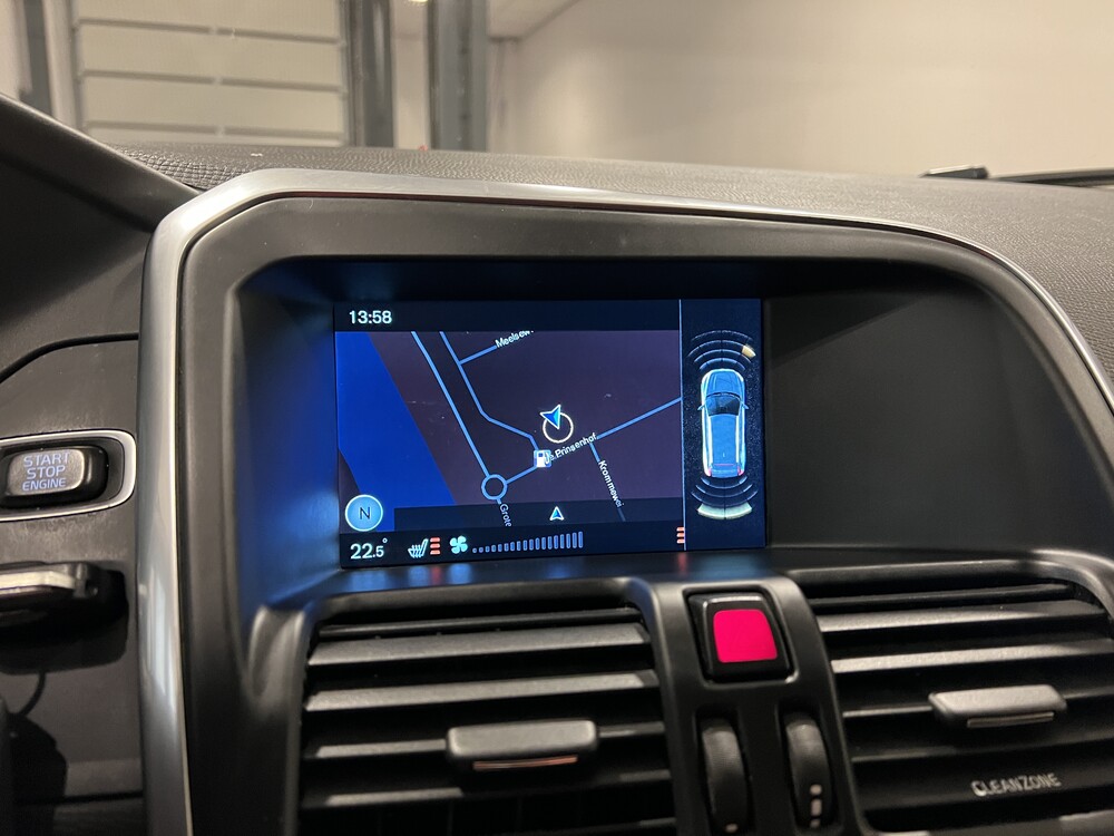 Volvo XC60 D3 2.0 R-Design 150pk 2016, XK-208-L