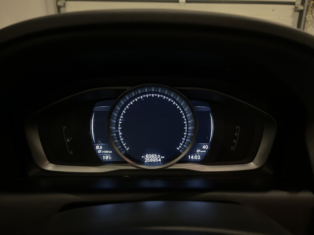 Volvo XC60 D3 2.0 R-Design 150pk 2016, XK-208-L