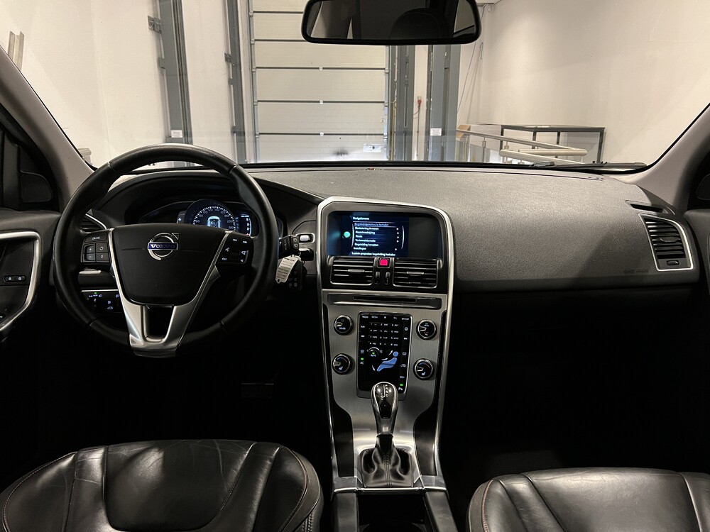 Volvo XC60 D3 2.0 R-Design 150pk 2016, XK-208-L