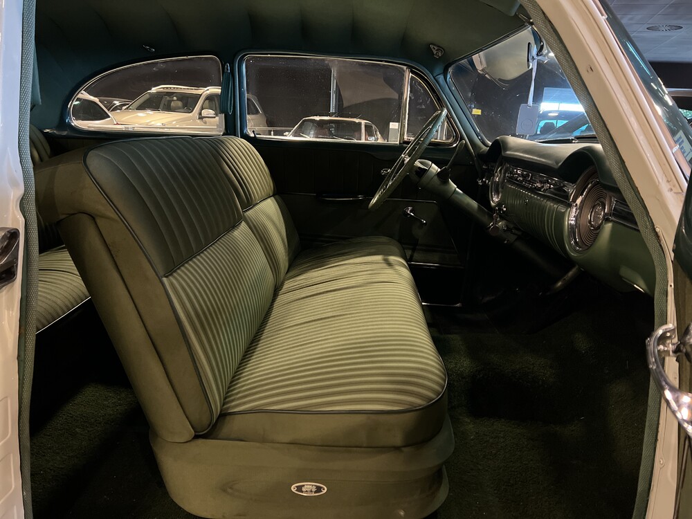 Oldsmobile 88 V8 1953, DM-37-90.