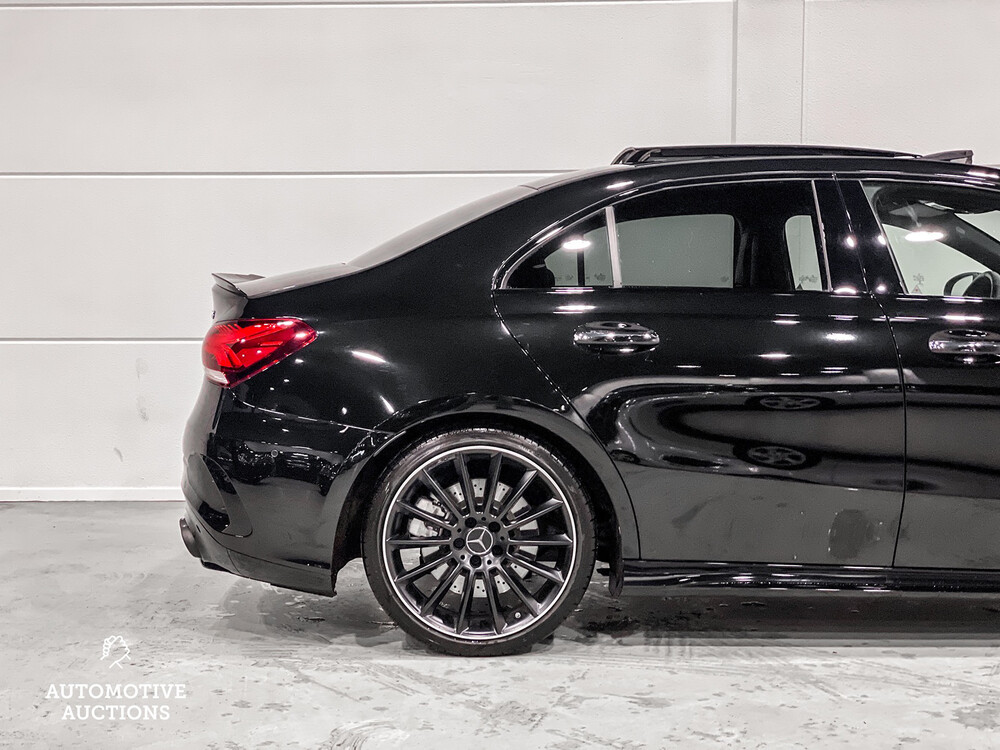 Mercedes-Benz A35 AMG Limousine B35S BRABUS AKRAPOVIC 4Matic 365pk 2020 A-klasse