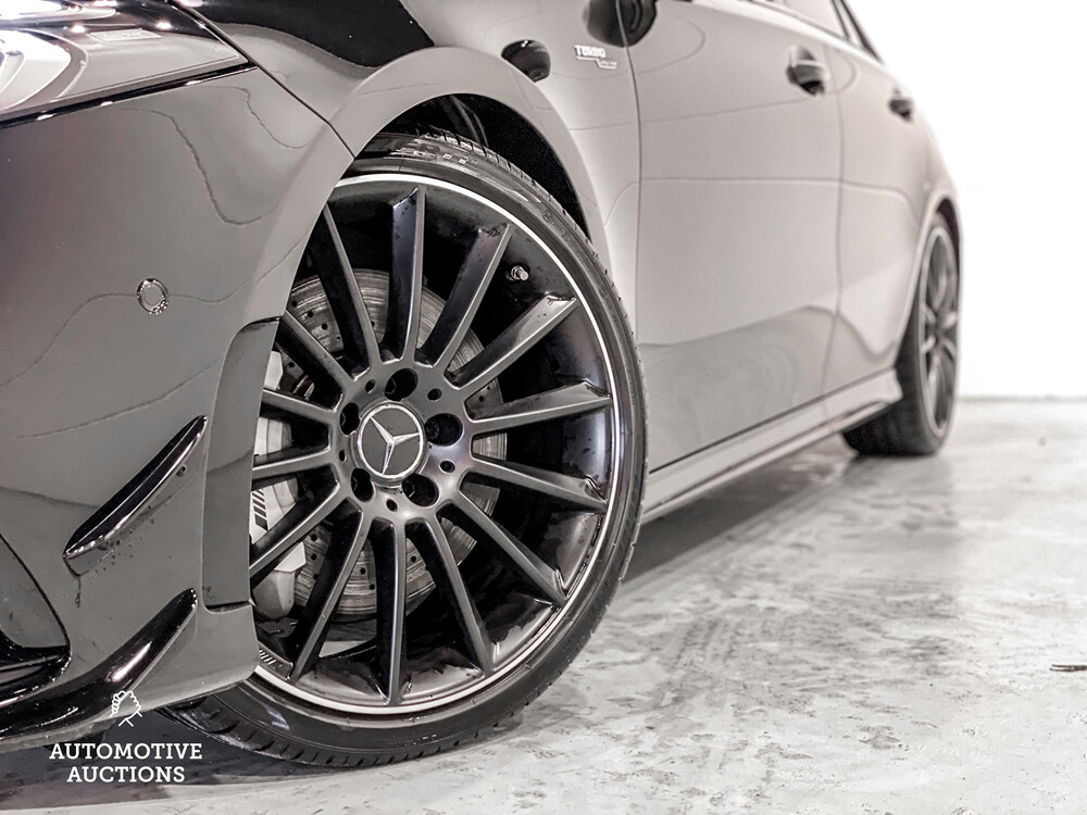 Mercedes-Benz A35 AMG Limousine B35S BRABUS AKRAPOVIC 4Matic 365pk 2020 A-klasse