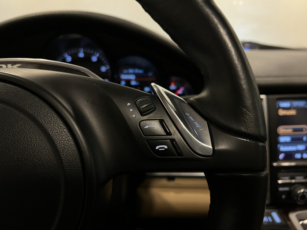 Porsche Panamera 3.6 V6 Platinum Edition SportChrono 299PS 2013, L-185-HT