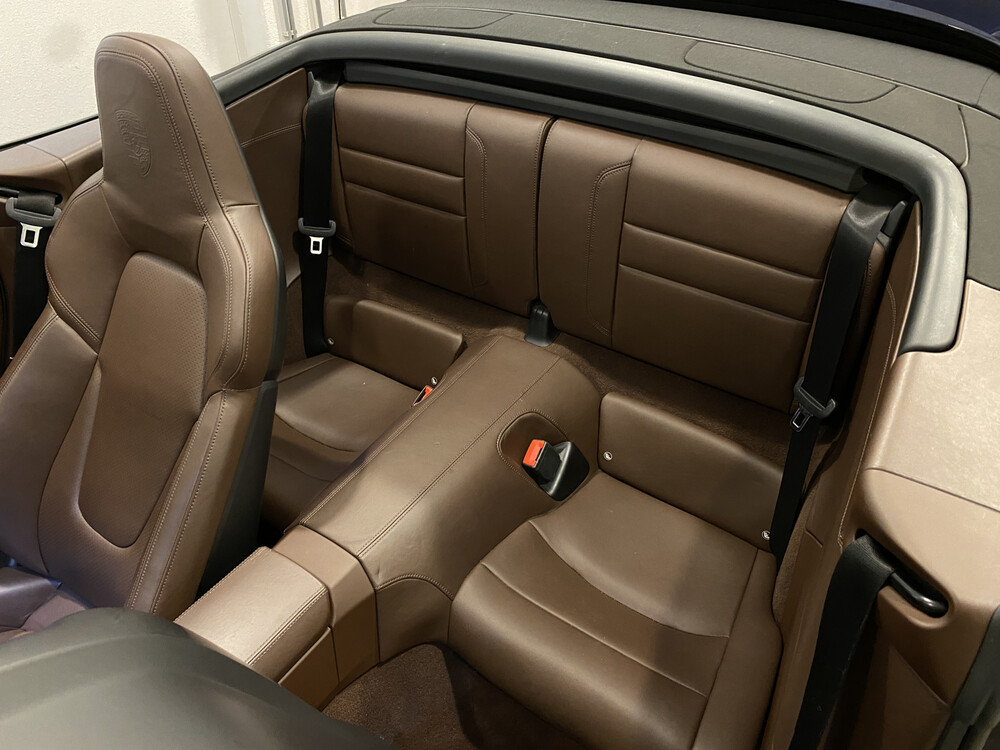 Porsche 911 Carrera 4s 992 SportChrono 3.0 450PS SportDesign Cabriolet 2019, H-643-ZL