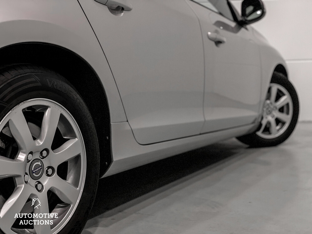 Volvo V60 D2 Momentum 2014, TD-731-K