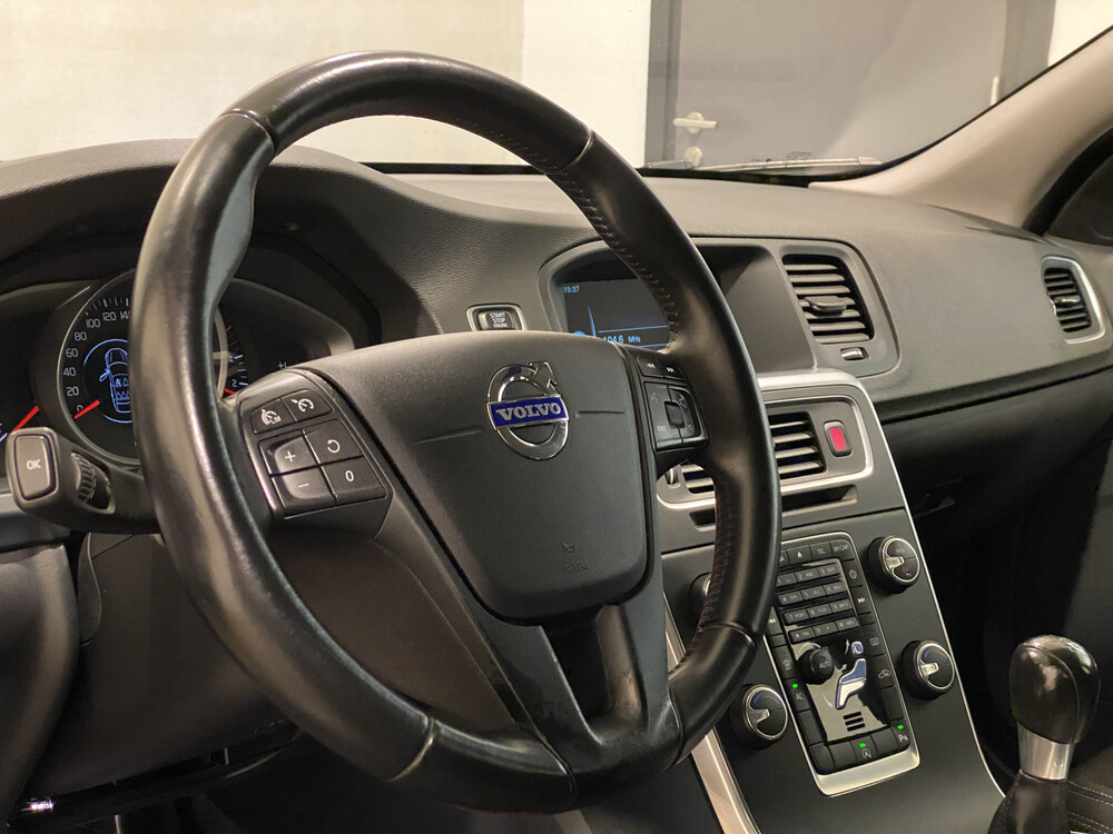 Volvo V60 D2 Momentum 2014, TD-731-K