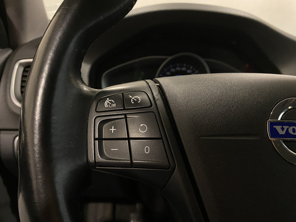 Volvo V60 D2 Momentum 2014, TD-731-K