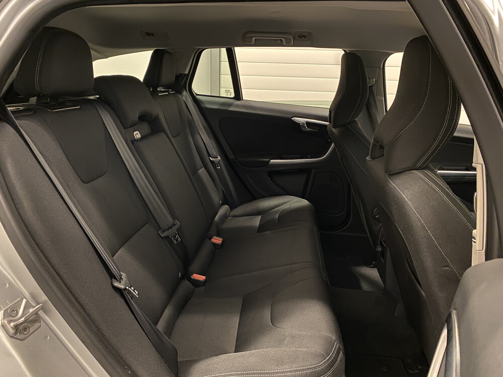 Volvo V60 D2 Momentum 2014, TD-731-K