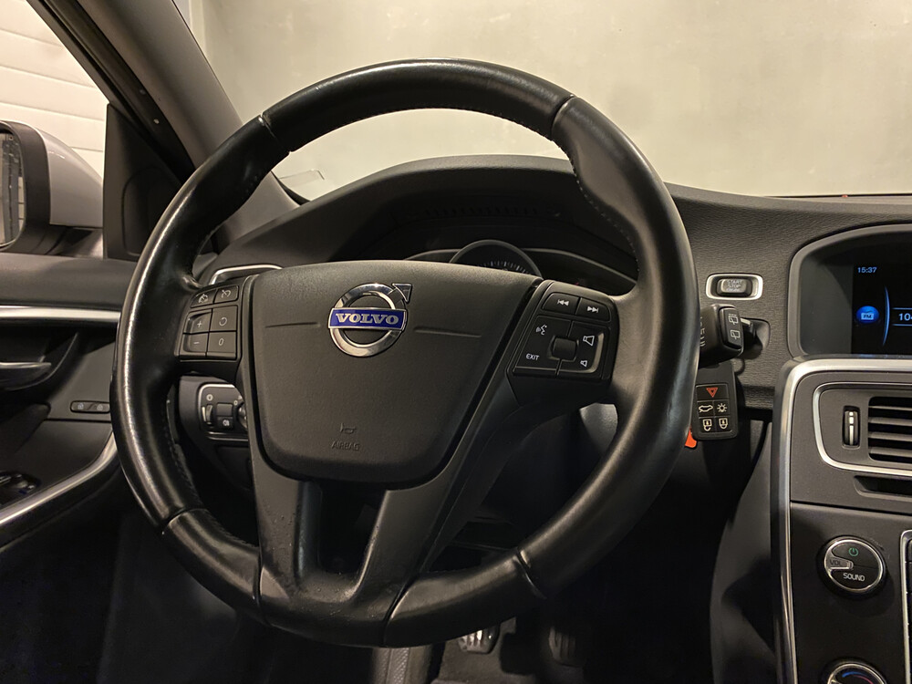 Volvo V60 D2 Momentum 2014, TD-731-K