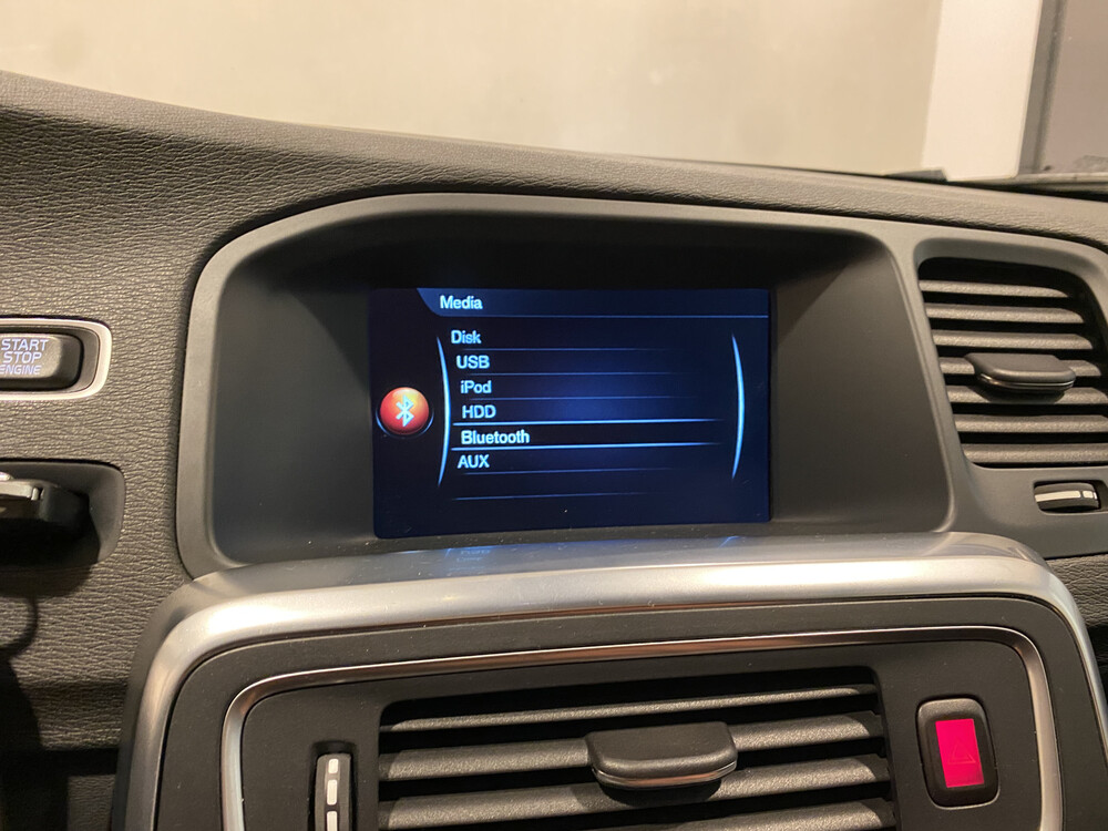 Volvo V60 D2 Momentum 2014, TD-731-K