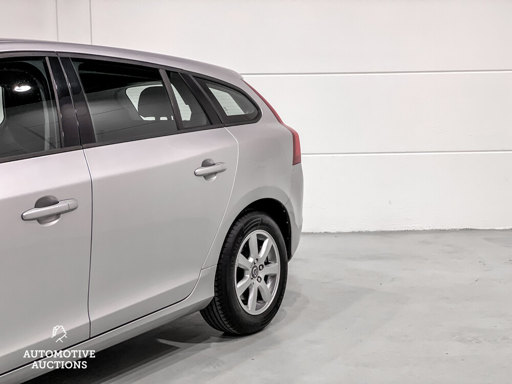 Volvo V60 D2 Momentum 2014, TD-731-K