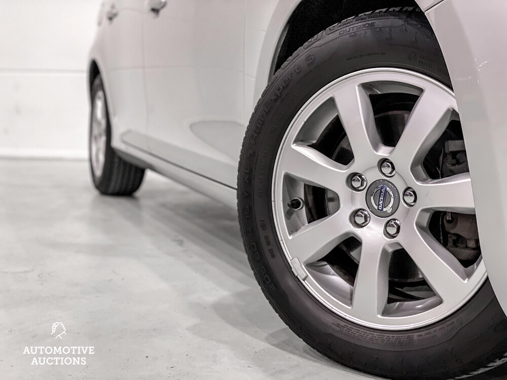 Volvo V60 D2 Momentum 2014, TD-731-K