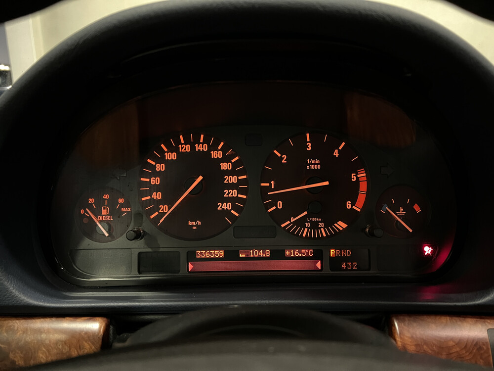 BMW 725 TDS 2.5 7er E38 143PS 1996, 2-TFV-66