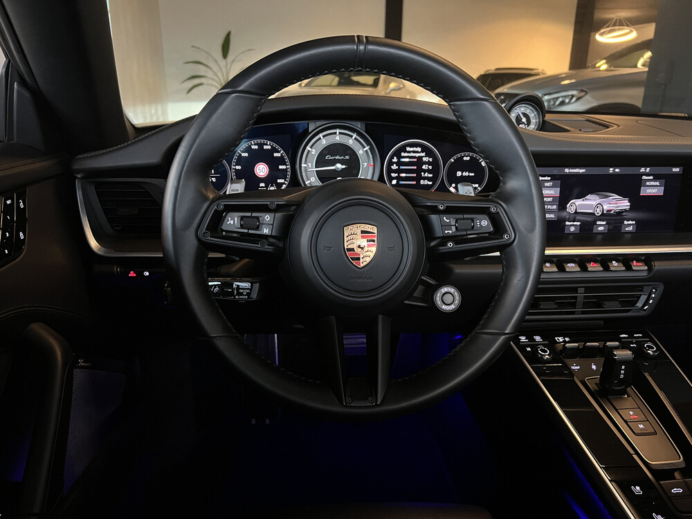 Porsche 911 992 Turbo S Cabriolet Sportchrono 650PS 2020 -Garantie-