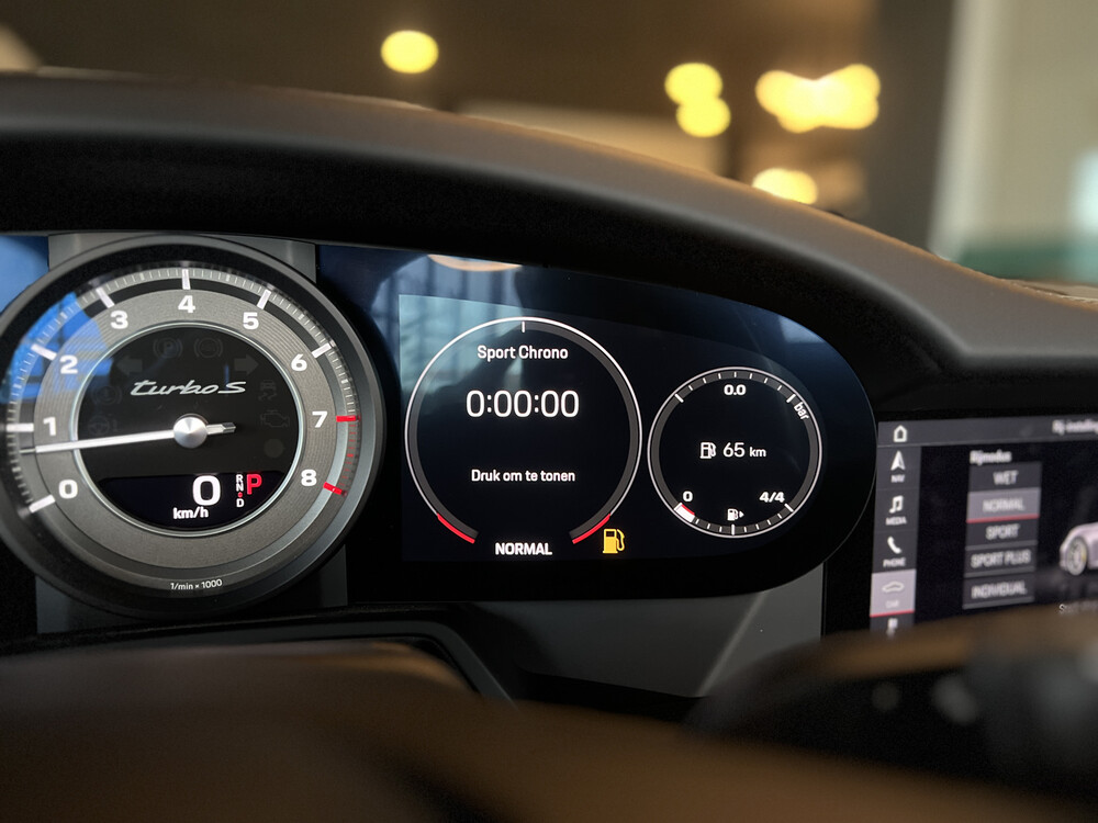 Porsche 911 992 Turbo S Cabriolet Sportchrono 650PS 2020 -Garantie-