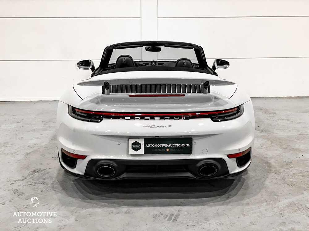 Porsche 911 992 Turbo S Cabriolet Sportchrono 650PS 2020 -Garantie-
