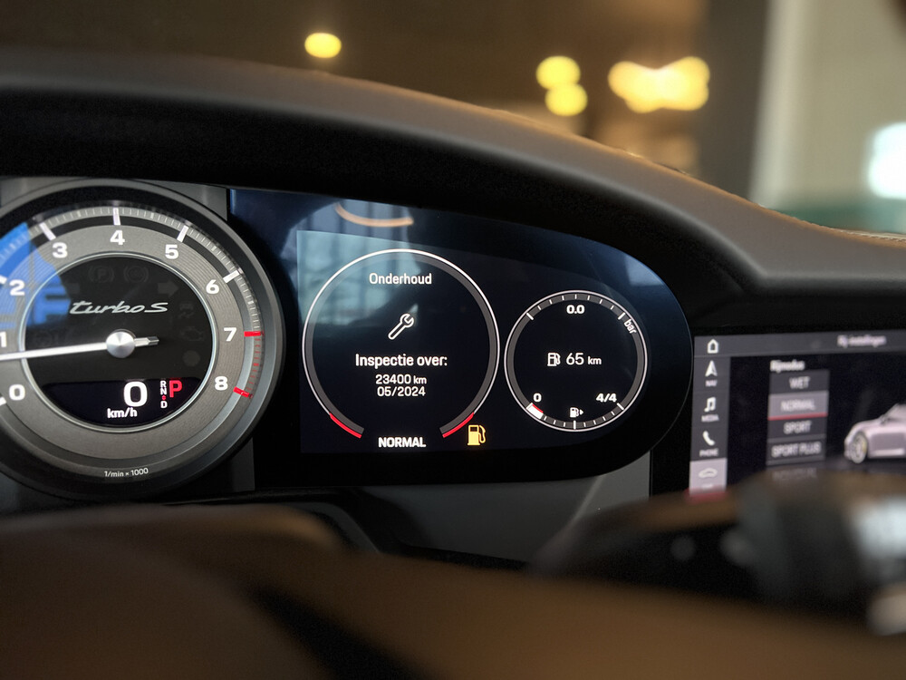 Porsche 911 992 Turbo S Cabriolet Sportchrono 650PS 2020 -Garantie-