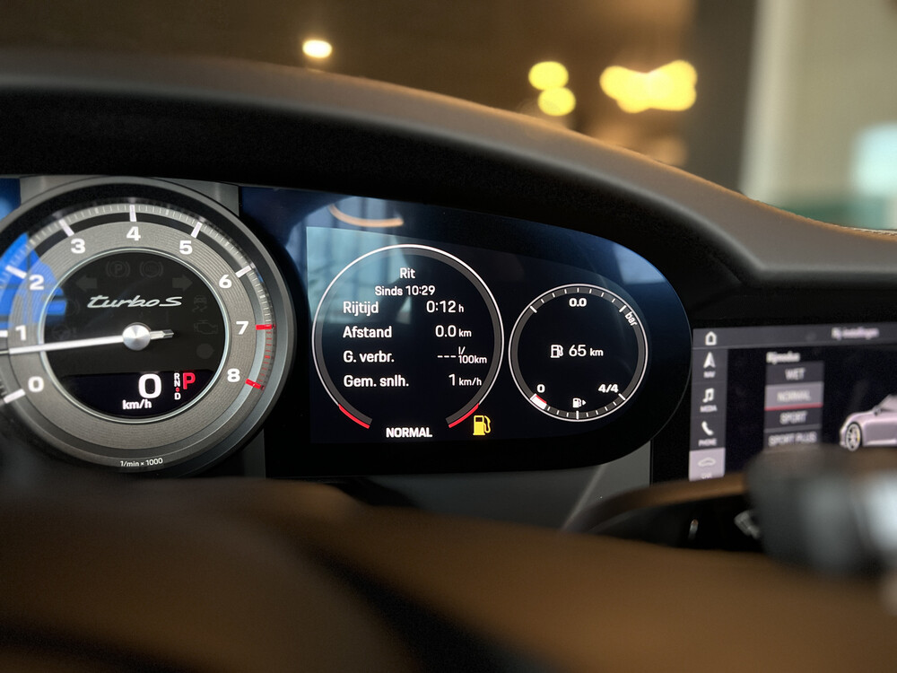 Porsche 911 992 Turbo S Cabriolet Sportchrono 650PS 2020 -Garantie-