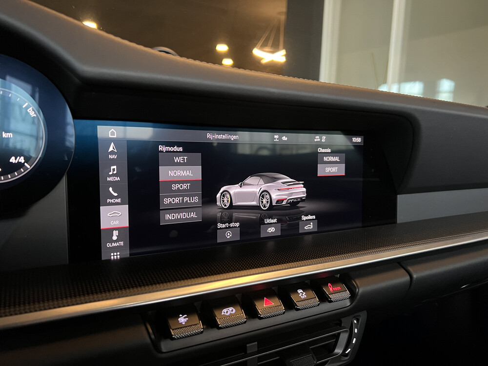 Porsche 911 992 Turbo S Cabriolet Sportchrono 650PS 2020 -Garantie-