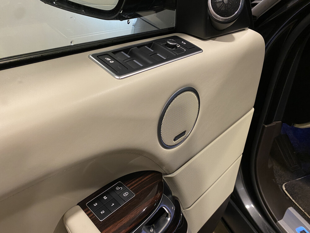 Land Rover Range Rover 4.4 SDV8 Autobiografie 340hp 2017, RB-456-B