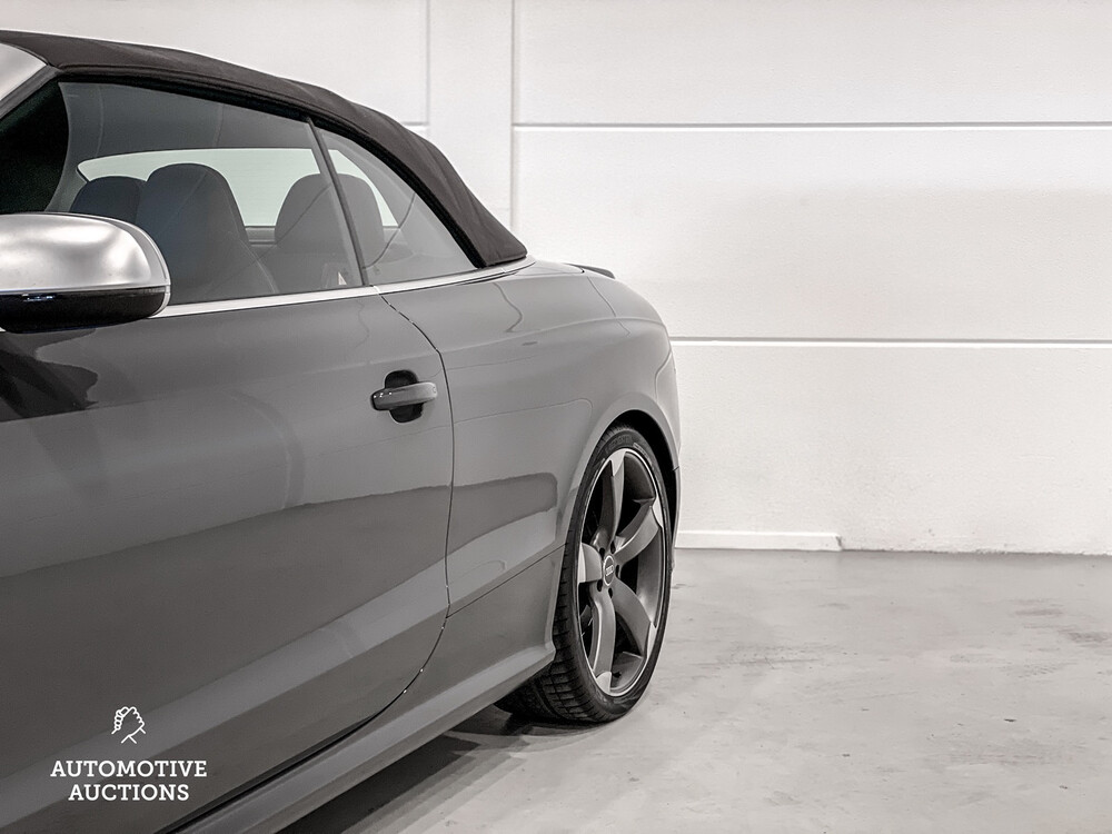 Audi RS5 4.2 V8 FSI Quattro FACELIFT Cabriolet 450PS 2013, 2-TVB-31