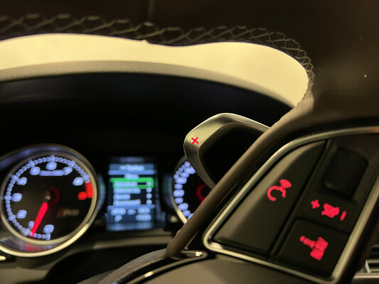 Audi RS5 4.2 V8 FSI Quattro FACELIFT Cabriolet 450pk 2013, 2-TVB-31