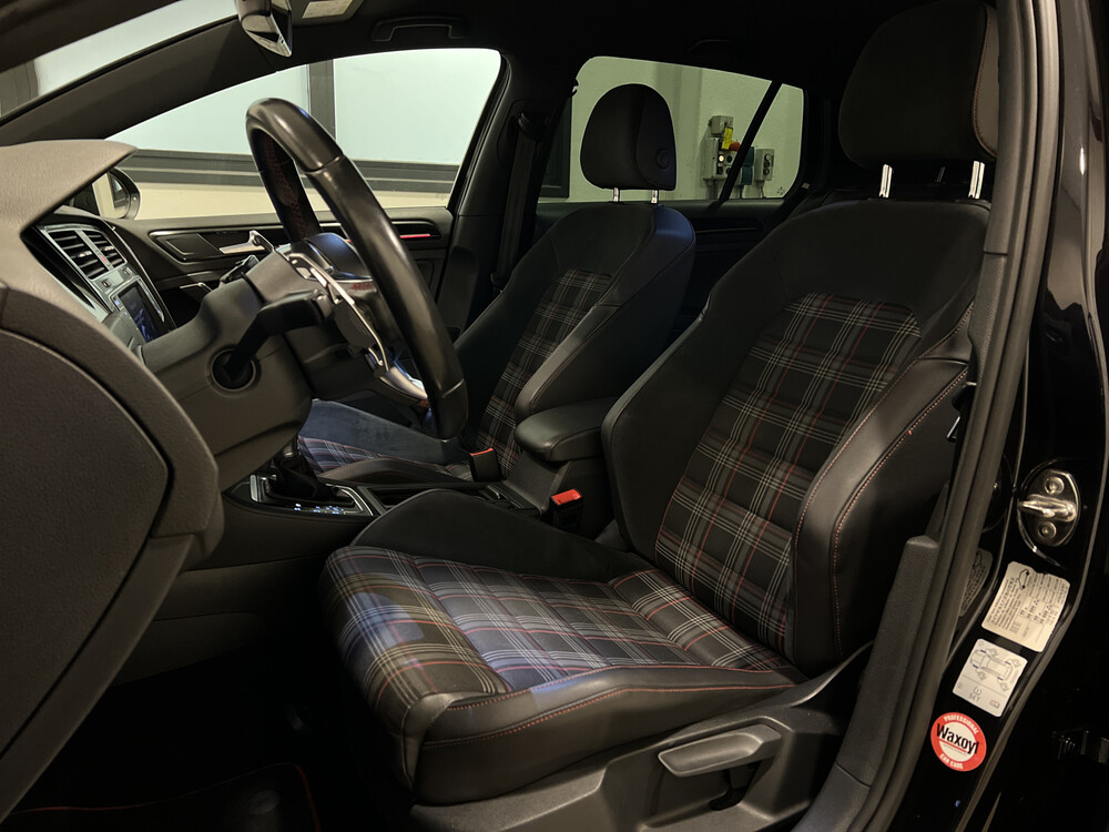 Volkswagen Golf GTI Performance 2.0 TSI DSG 230PS 2014, J-345-NT