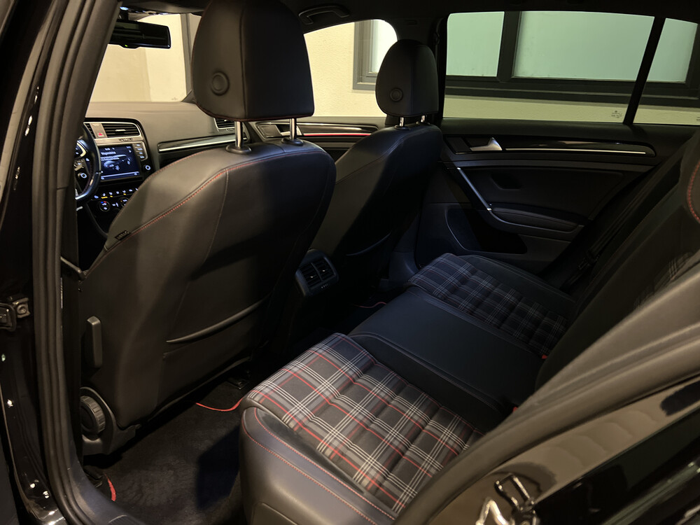 Volkswagen Golf GTI Performance 2.0 TSI DSG 230PS 2014, J-345-NT