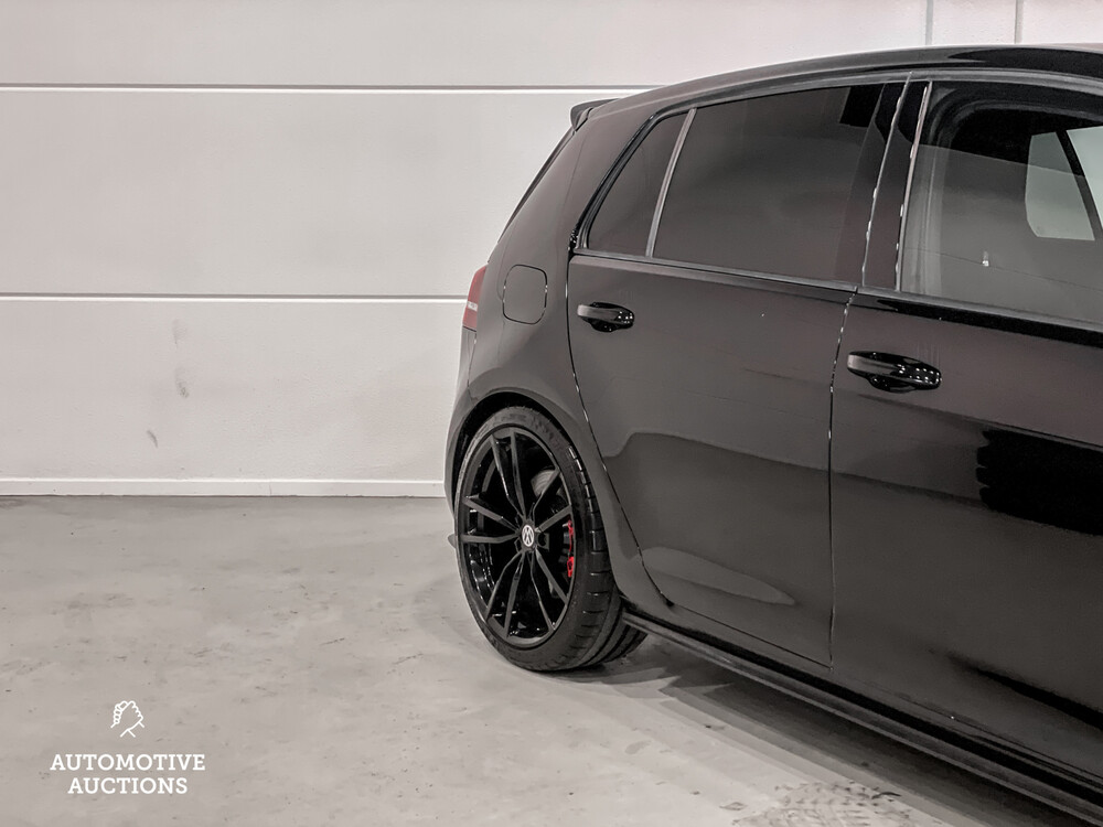 Volkswagen Golf GTI Performance 2.0 TSI DSG 230PS 2014, J-345-NT