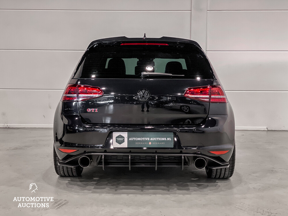 Volkswagen Golf GTI Performance 2.0 TSI DSG 230PS 2014, J-345-NT