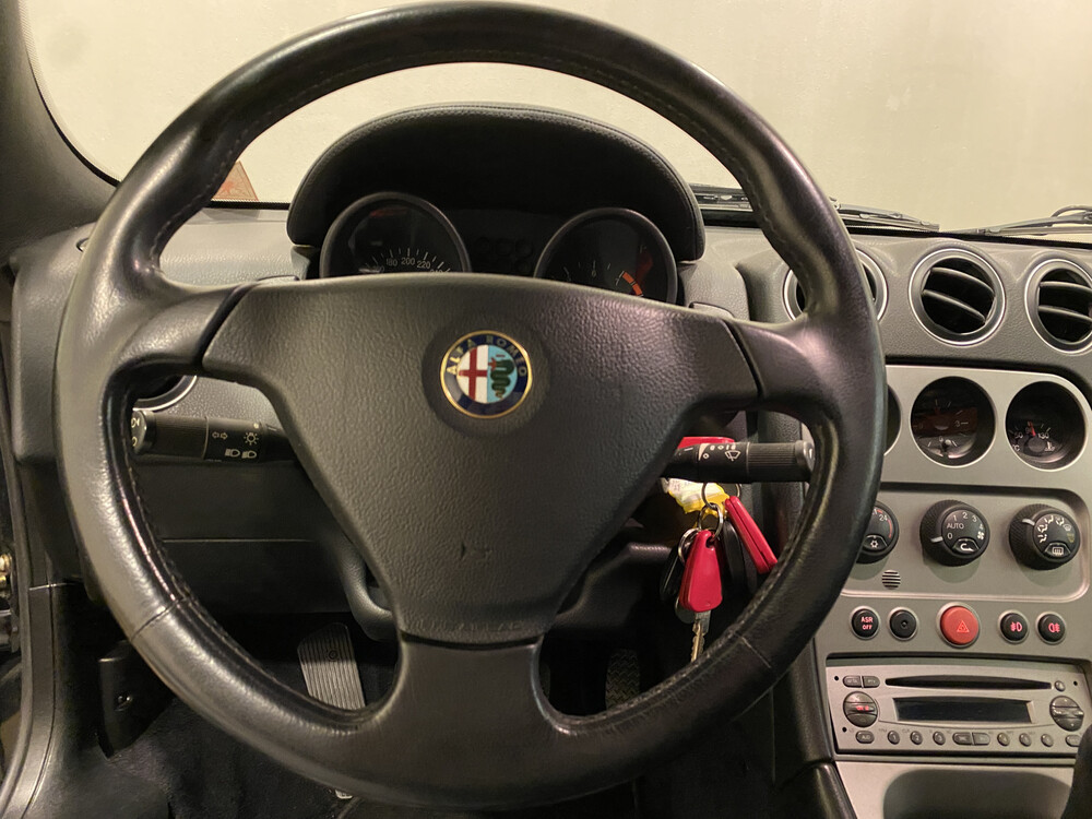 Alfa Romeo Spider 2.0 JTS 2004, 27-RN-BT