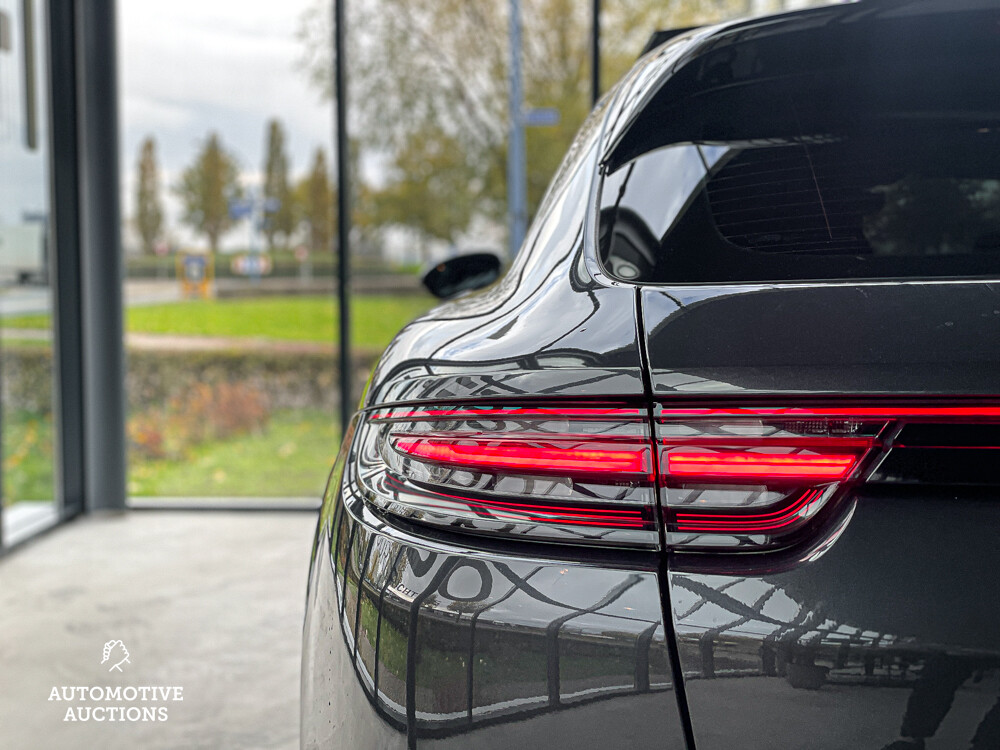 Porsche Panamera Sport Turismo E-Hybrid 4 2.9 V6 SportChrono 462PS 2018, ZV-954-P