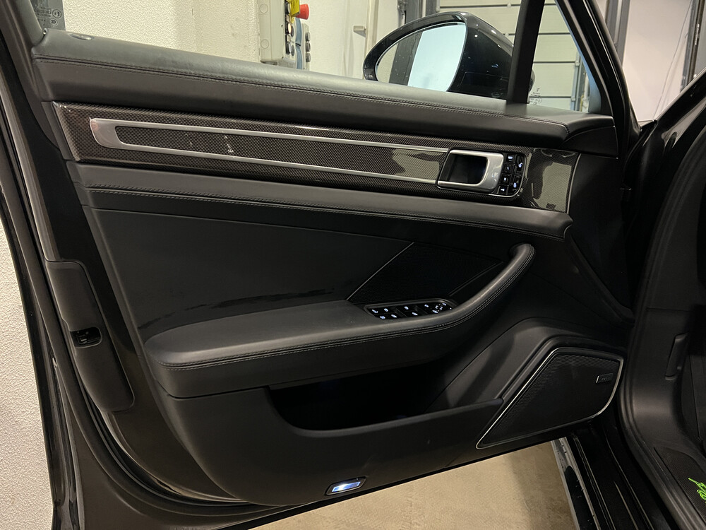 Porsche Panamera Sport Turismo E-Hybrid 4 2.9 V6 SportChrono 462PS 2018, ZV-954-P