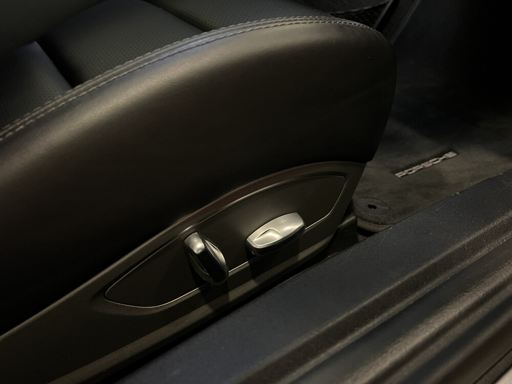 Porsche 911 Cabriolet 3.0 Carrera 370PS 2018, RL-391-K