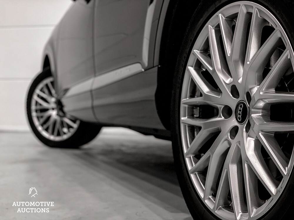 Audi Q7 3.0 TDI ultra Pro Line + Quattro 218PS -7 Personen- 2016, JL-383-T