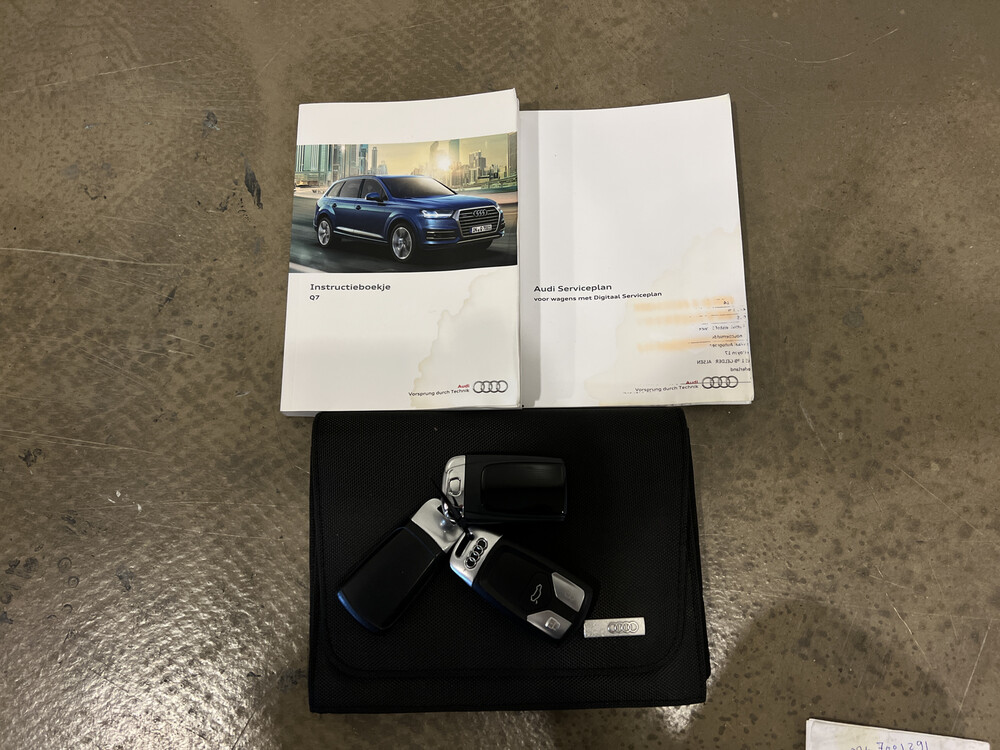 Audi Q7 3.0 TDI ultra Pro Line + Quattro 218PS -7 Personen- 2016, JL-383-T