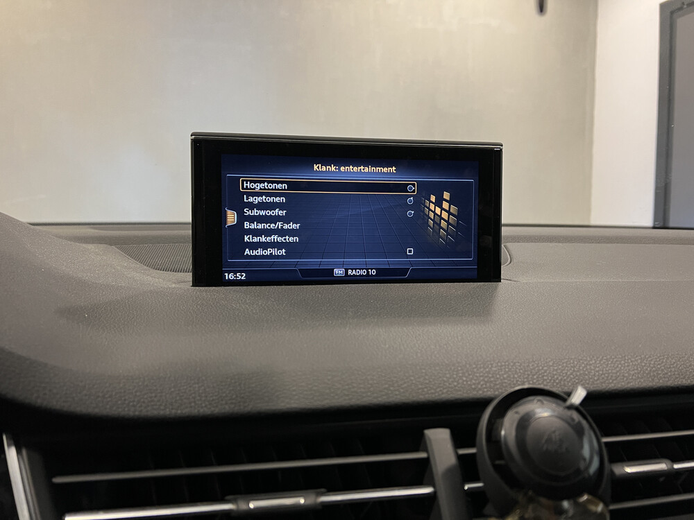 Audi Q7 3.0 TDI ultra Pro Line + Quattro 218PS -7 Personen- 2016, JL-383-T