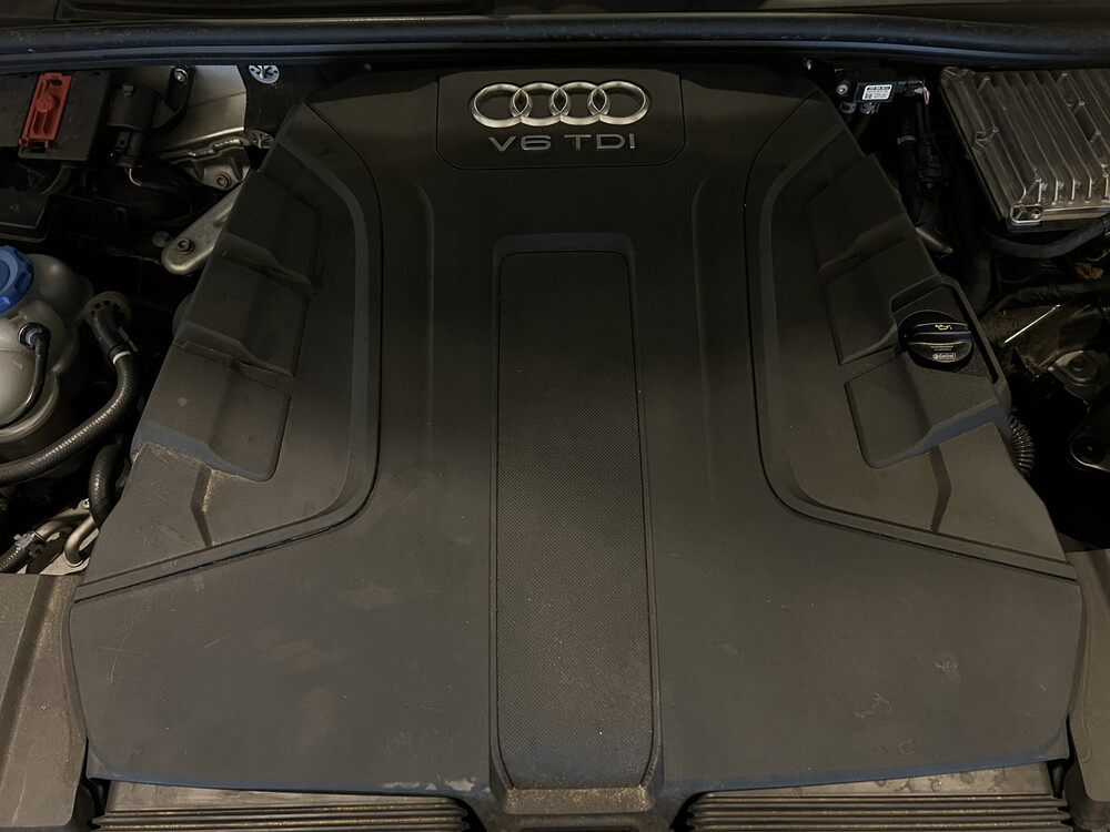 Audi Q7 3.0 TDI ultra Pro Line + Quattro 218PS -7 Personen- 2016, JL-383-T