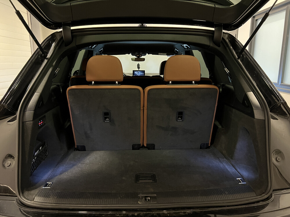 Audi Q7 3.0 TDI ultra Pro Line + Quattro 218PS -7 Personen- 2016, JL-383-T